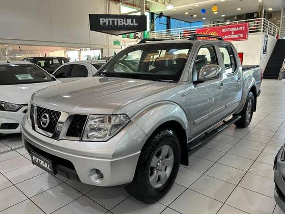 NISSAN FRONTIER 2.5 SEL 4X4 CD TURBO ELETRONIC DIESEL 4P AUTOMÁTICO NISSAN FRONTIER 2.5 SEL 4X4 CD TURBO ELETRONIC DIESEL 4P AUTOMÁTICO